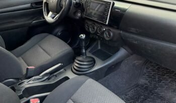 TOYOTA HILUX DX 2.4 4X4 DC MT 2017 full
