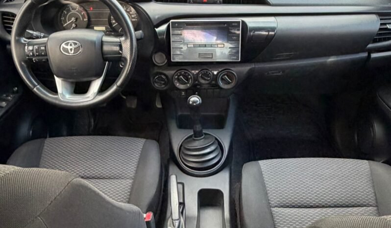 TOYOTA HILUX DX 2.4 4X4 DC MT 2017 full