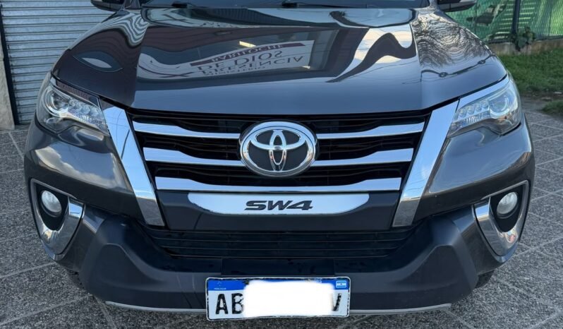 TOYOTA HILUX SW4 SRX 2.8 4X4 AT 2017 full