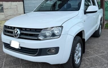 VOLKSWAGEN AMAROK TRENDLINE 180 4X4 MT 2014