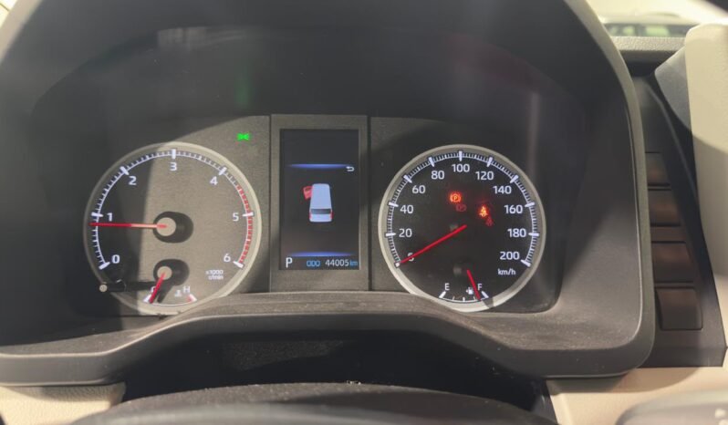 TOYOTA HIACE L1 H1 2.8 AT 2025 full