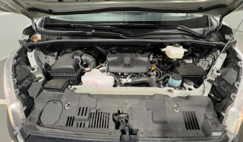 TOYOTA HIACE L1 H1 2.8 AT 2025 full