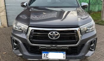 TOYOTA HILUX SRX AT 2.8 4X4 AT 2020 full