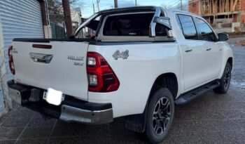 TOYOTA HILUX SRX AT 4X4 2021 full