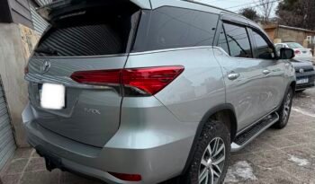 TOYOTA HILUX SW4 SRX AT 2.8 4X4 2018 full