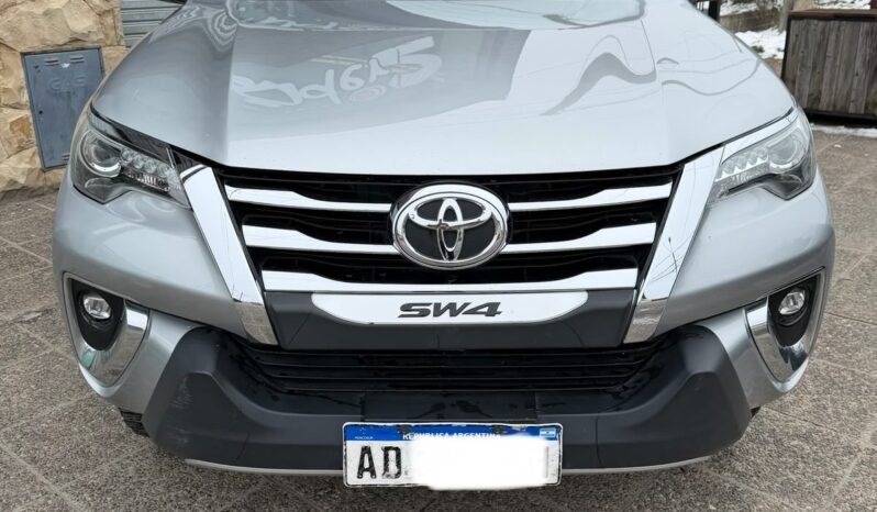 TOYOTA HILUX SW4 SRX AT 2.8 4X4 2018 full