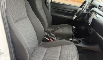 TOYOTA HILUX DX 2.4 4X4 6M/T 2022 full