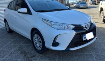 TOYOTA YARIS XS 1.5 CT 5PTAS 2025 full