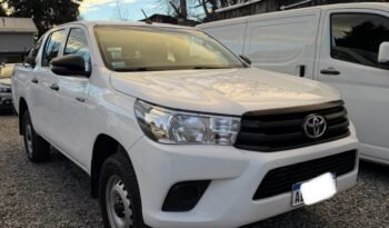 TOYOTA HILUX DX 2.4 4X4 MT 2018 full