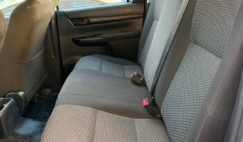 TOYOTA HILUX DX 2.4 4X4 MT 2018 full