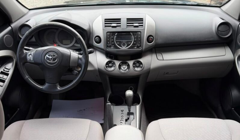 TOYOTA RAV4 2.4 4X4 AT 2013 full