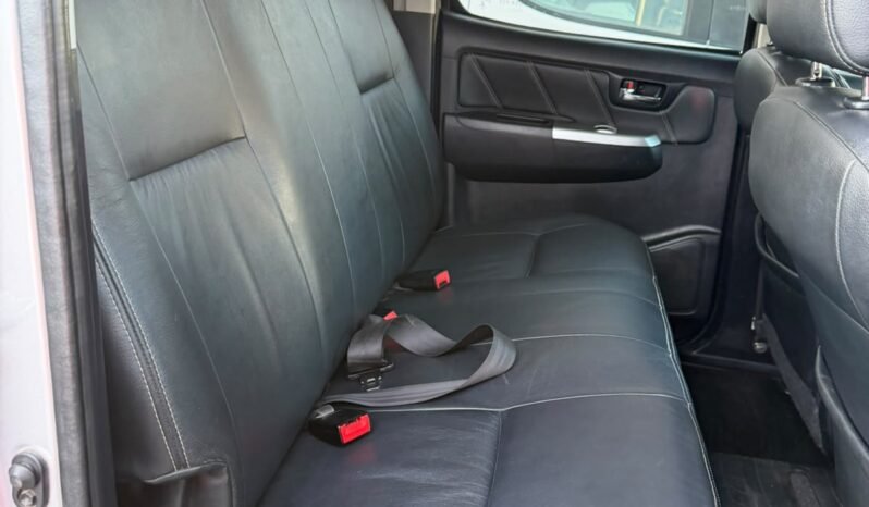 TOYOTA HILUX SRV 3.0 4X4 MT 2015 full