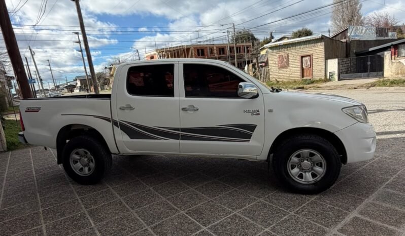 TOYOTA HILUX DX PACK 2.5 4X2 2010 full