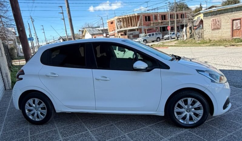 PEUGEOT 208 ACTIVE 1.6 MT 2018 full