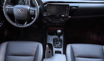 TOYOTA HILUX CONQUEST 2.8 4X4 AT 2023 full