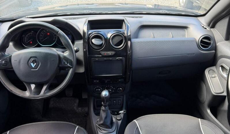 RENAULT DUSTER OROCH PRIVILEGE 2.0 MT 2017 full