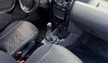 RENAULT DUSTER OROCH PRIVILEGE 2.0 MT 2017 full