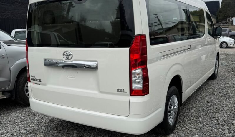 TOYOTA HIACE COMMUTER 2.8 TDI 14+1 0KM full