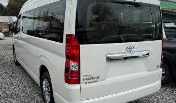 TOYOTA HIACE COMMUTER 2.8 TDI 14+1 0KM full