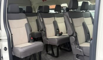 TOYOTA HIACE COMMUTER 2.8 TDI 14+1 0KM full