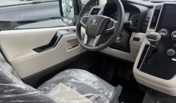 TOYOTA HIACE COMMUTER 2.8 TDI 14+1 0KM full