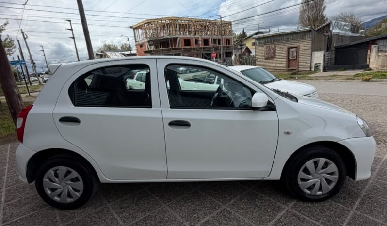 TOYOTA ETIOS X 1.5 6M/T 2023 full