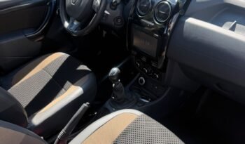RENAULT DUSTER PRIVILEGE 2.0 4X4 MT 2019 full