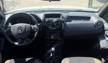 RENAULT DUSTER PRIVILEGE 2.0 4X4 MT 2019 full